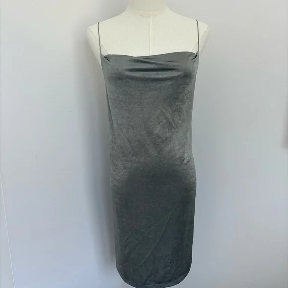 Zara Elegant Green Slip Mini Dress - Picture 1 of 4